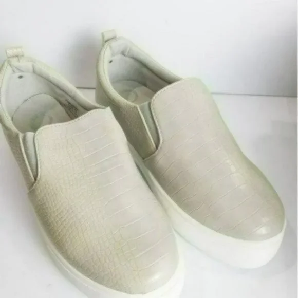 Journee Collection Patrice Slip-on Sneakers-7.5 - Picture 7 of 8